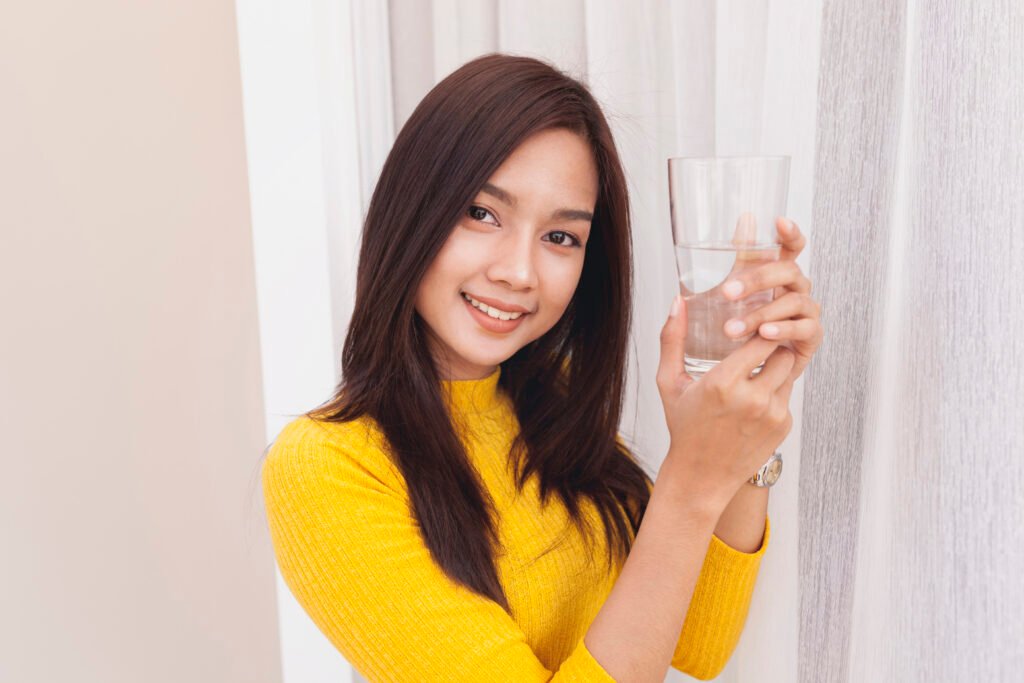 Drink Enough Water and Stay Hydrated to Keep Your Gut Smiles