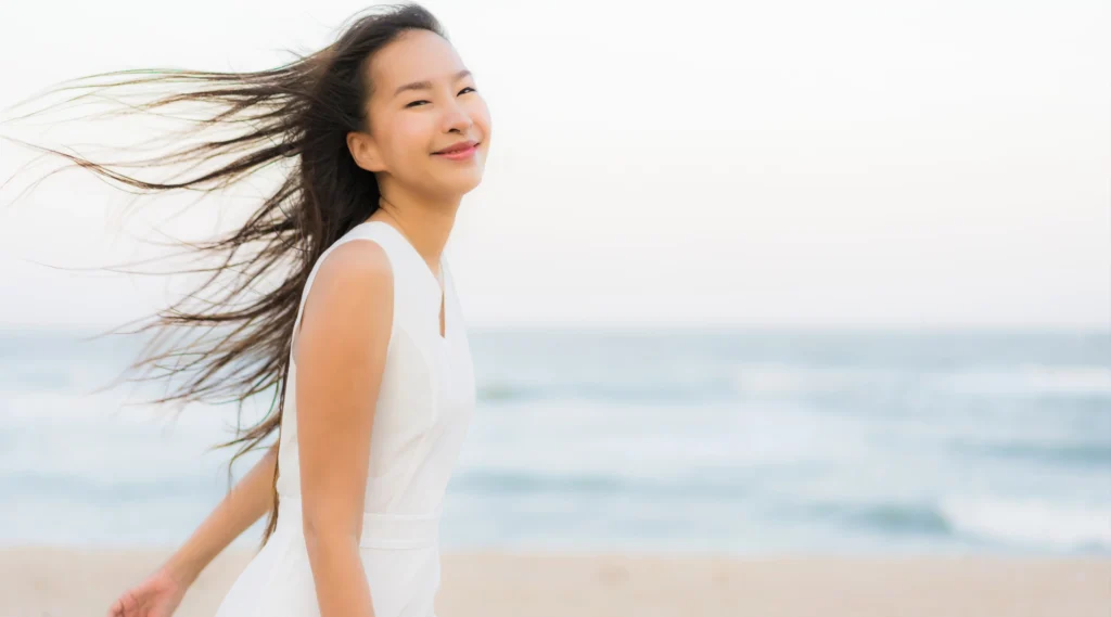 Portrait beautiful young asian woman happy and smile