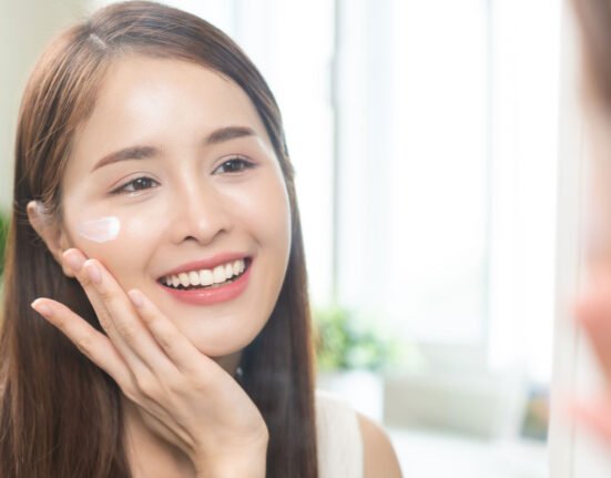 hydrate and moisturize skin